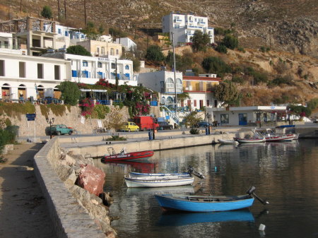 im Hafen von Tilos